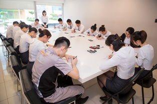 二手車(chē)行業(yè)的禮儀服務(wù)革命 走進(jìn)澳康達(dá)第二屆禮儀大賽